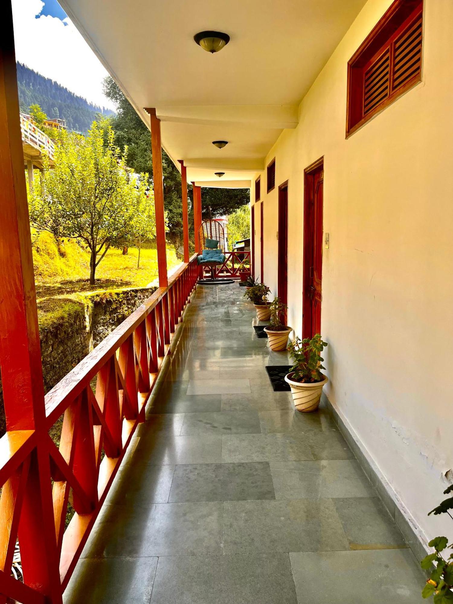 Sita Hotel & Cottage, Manali - A Boutique Wellness Hotel Kültér fotó