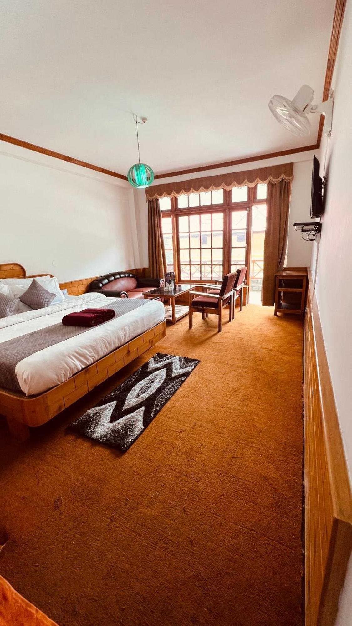 Sita Hotel & Cottage, Manali - A Boutique Wellness Hotel Kültér fotó